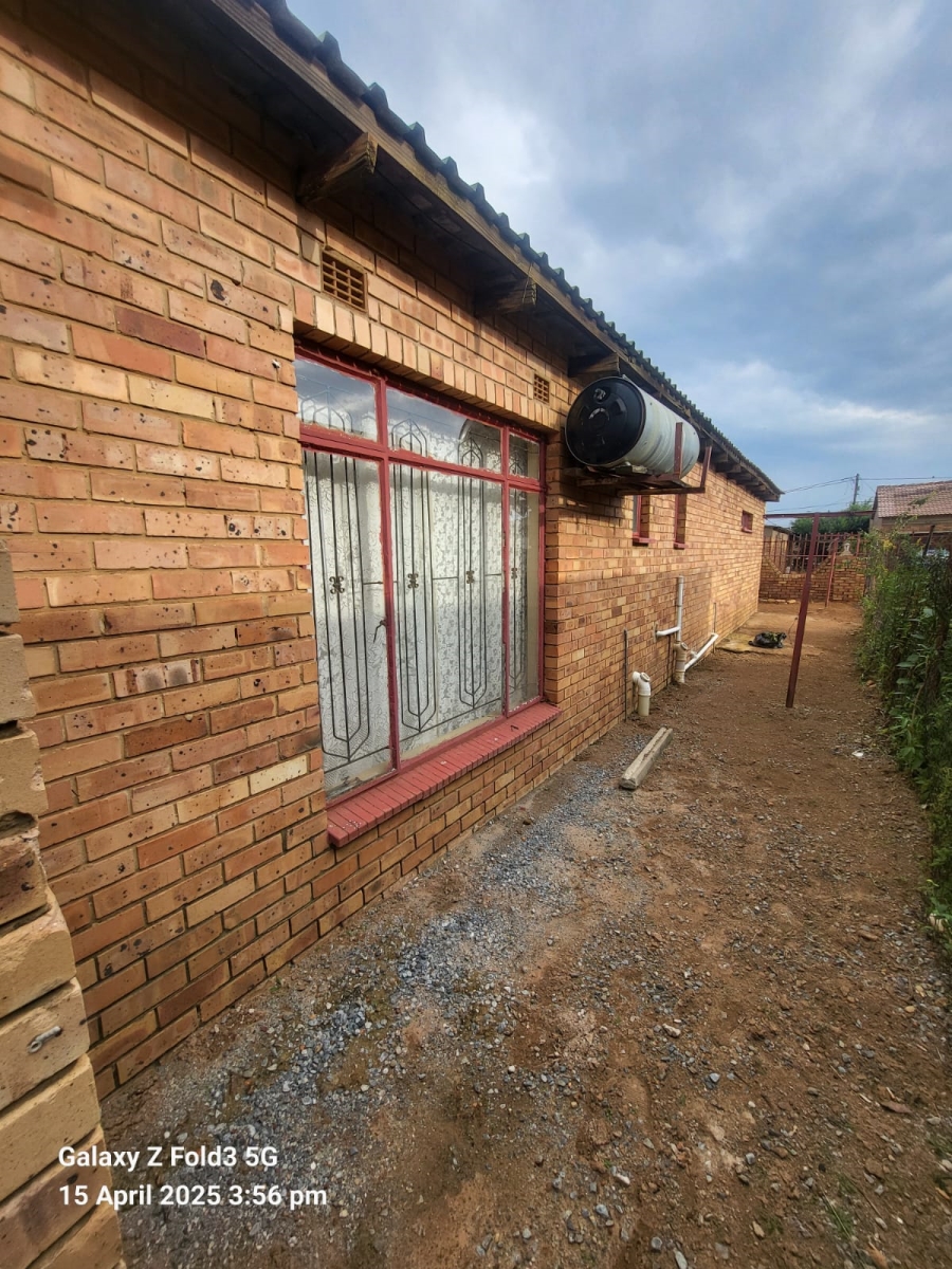 3 Bedroom Property for Sale in Kanana North West